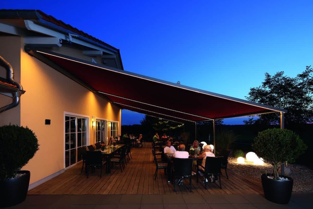 Die Vorteile einer Pergola Markise bei wechselhaftem Wetter
