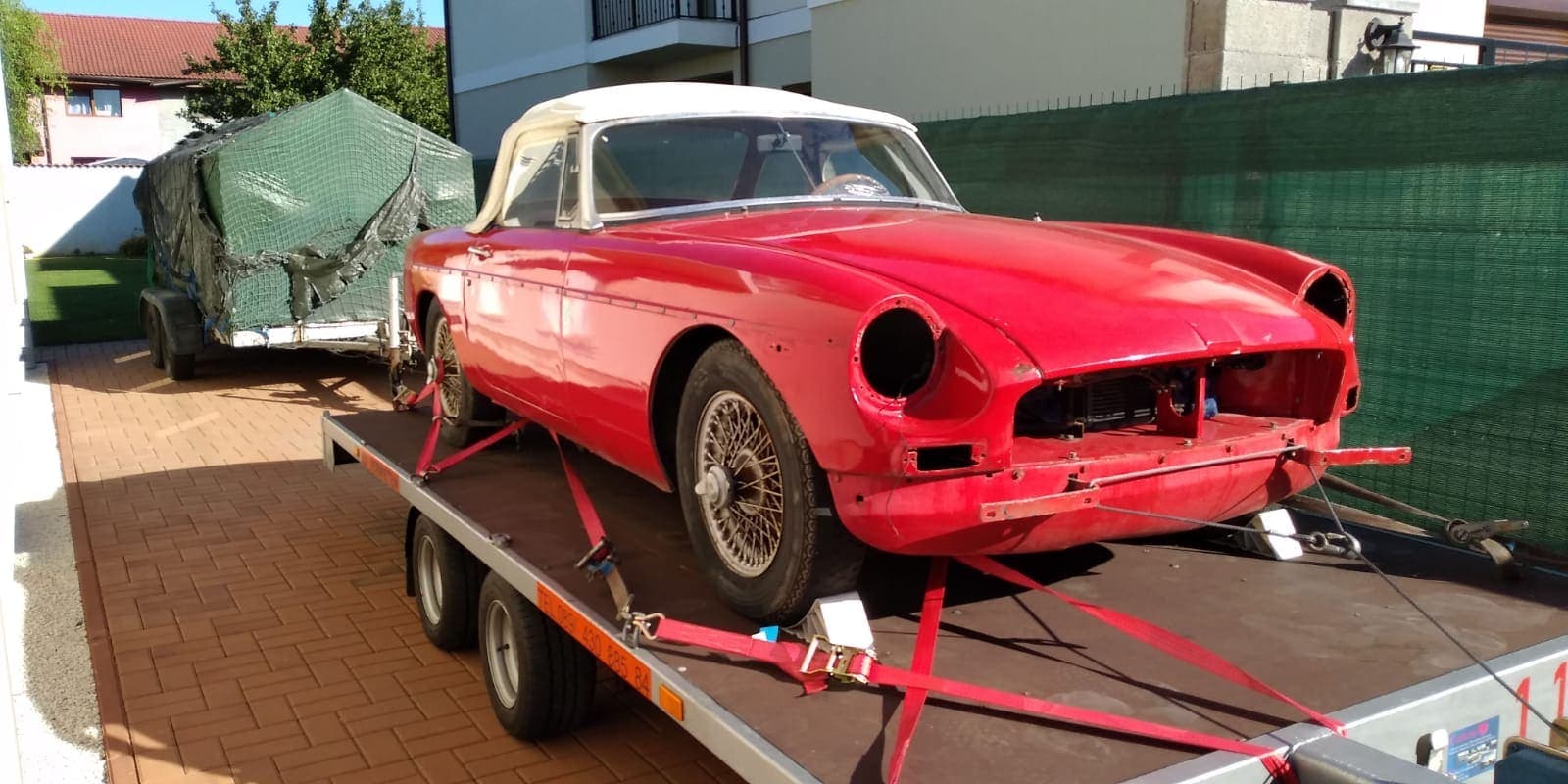 Nostalgische Schätze: Meisterhafte Oldtimer-Restauration