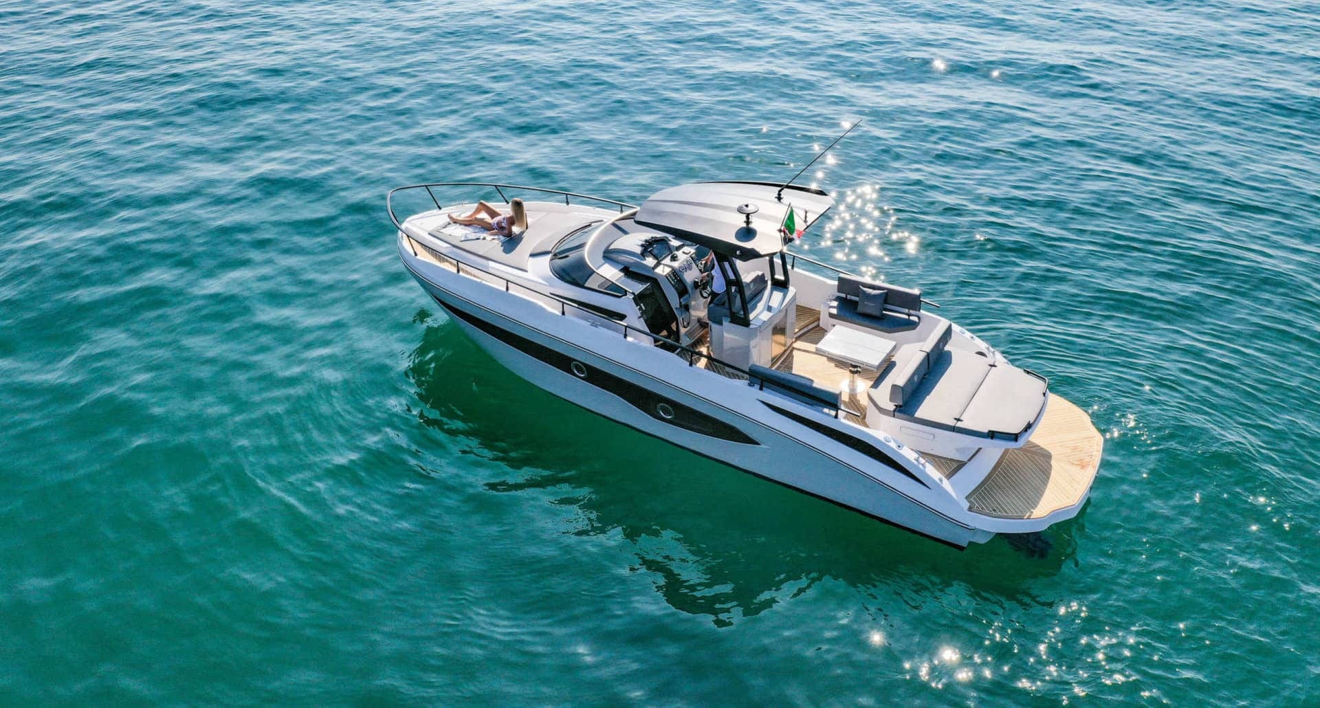 Boot Mieten: Setzen Sie die Segel für eine unvergleichliche Reise