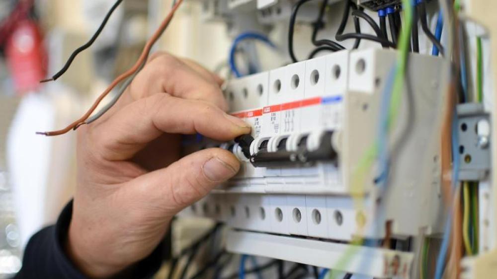 UVV Prüfung: Gesetzliche Pflicht nach DGUV Vorschrift 3 für Betriebe