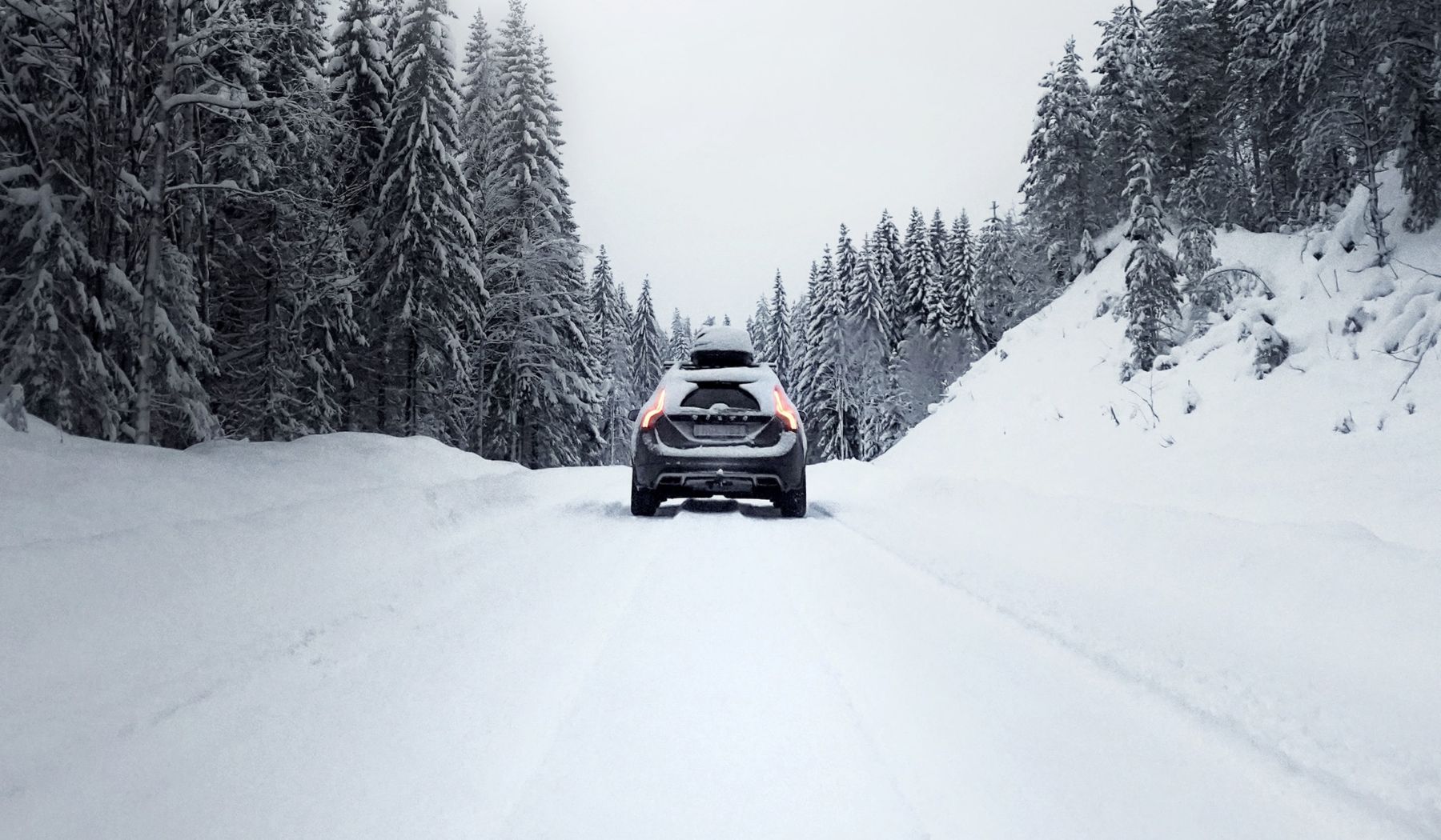 Warum Laufflächen Schneeketten für SUVs und Geländewagen unverzichtbar sind